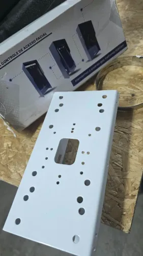 Suporte para leitor facial e camera