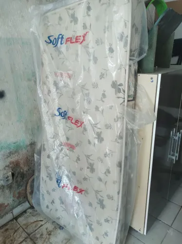 Coxão Ortobom solteiro usado conservado