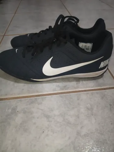 CHUTEIRA NIKE A VENDA !