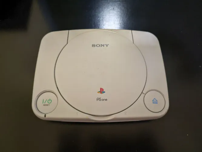 Carcaça Vazia Original Sony Ps1 Psone Baby Scph-101 (Polida + Parafusos)