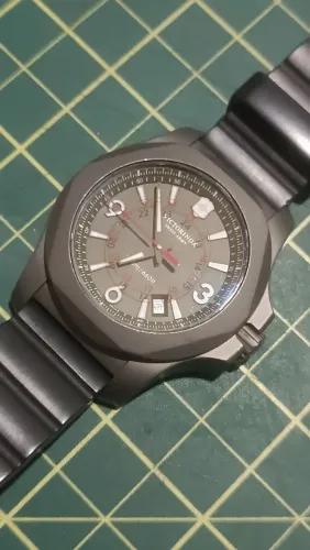 Relógio Vitorinox Masculino Militar modelo 241779 caixa em Titânio e Vidro em Safira