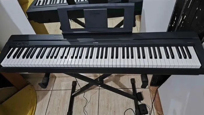 Piano Yamaha p-45