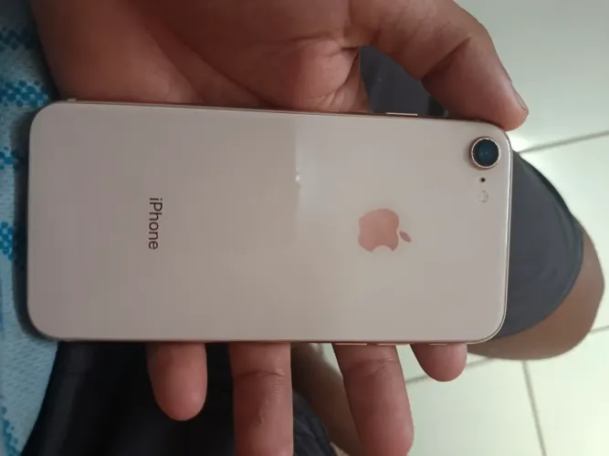 Vendo IPhone 8 normal