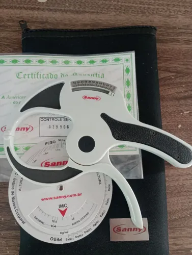 Adipômetro Científico Nunca usado da Sanny, acompanha disco de imc, bolsa e certificado