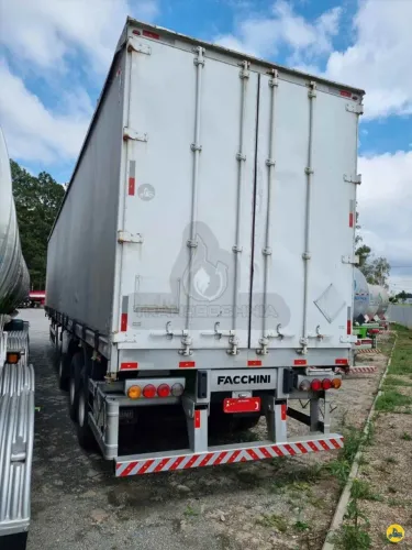 PARA VENDER RÁPIDO: BAÚ LONADO FACCHINI SIDER 2+1