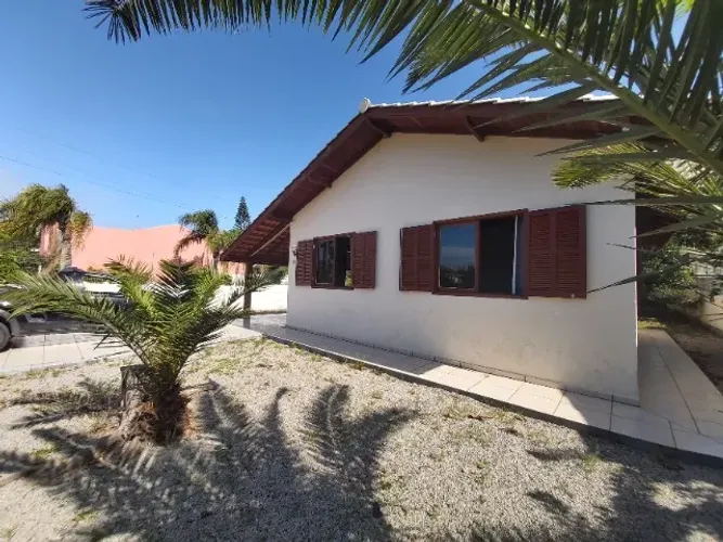 Casa 3 dorms, Ar, 650m do mar, Ingleses Sul, Fpolis, Cod: 268