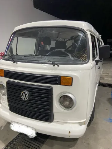 Volkswagen Kombi Standard 1.4 MI Total Flex 8V 2010