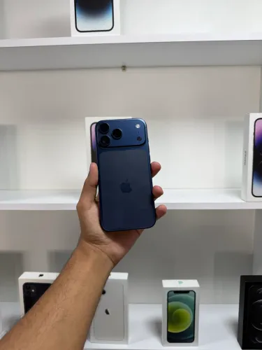 IPHONE 17 PRO MAX AZUL 256 GIGAS SEMINOVO 