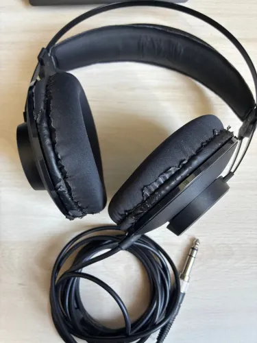 Fone AKG K72 