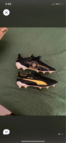 Chuteira puma king edição especial Pelé