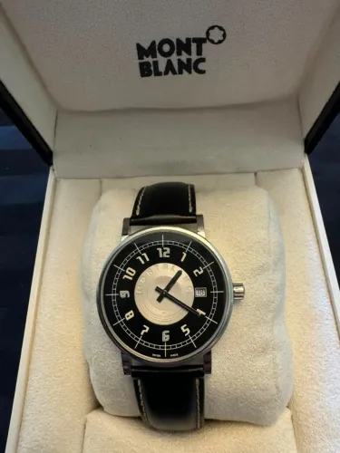 Relógio Montblanc modelo casual 7045