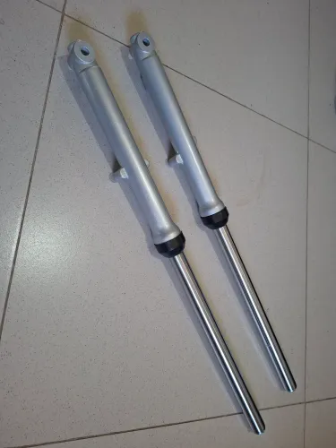 Par de Bengalas Honda Titan Cg 125