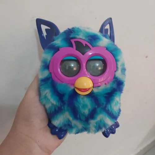 Furby boom eletrônico (fala em português)