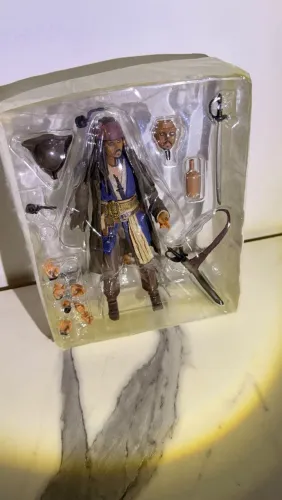 Jack Sparrow Piratas do Caribe Action Figure Completo + Acessórios
