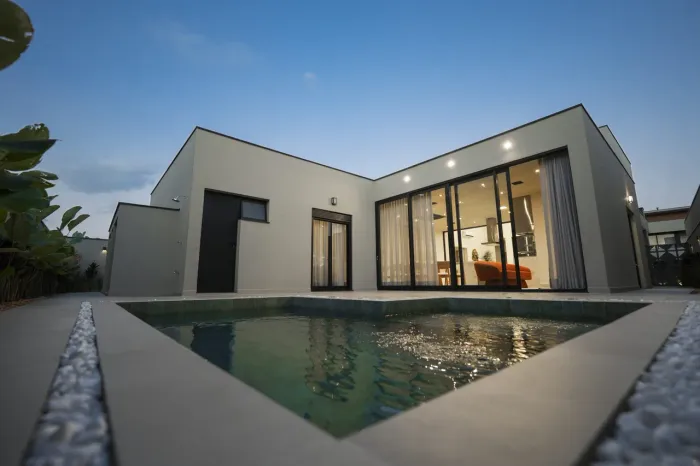 Alto Padrão Porteira Fechada | 4 Suítes e Piscina Aquecida