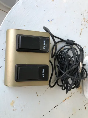 Pedal footswitch Behringer FS112ACX