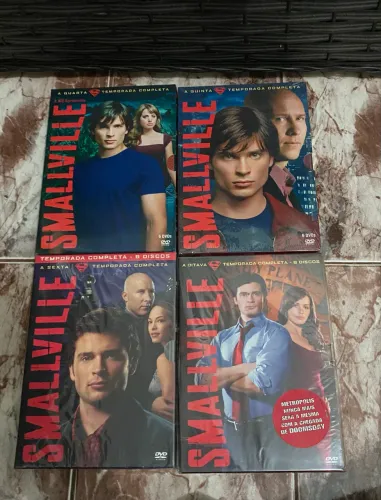 DVD s - Smallville quarta quinta sexta oitava temporada - lacradas
