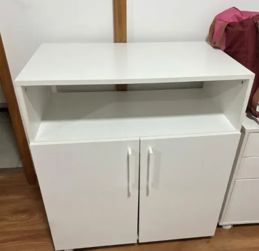 Armário médio multiuso