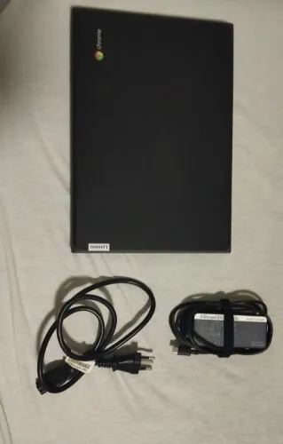 Laptop Lenovo Chromebook 100e 2ª geração 11.6 Amd A4-9120c 4gb Ram 32gb Emmc Chrome Os