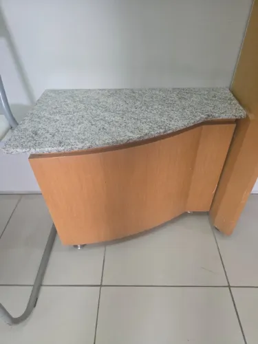 Mesa de canto