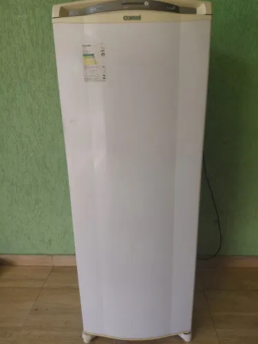 Geladeira consul 350 litros completa frosfre funcionando perfeitamente gelando muito bem 
