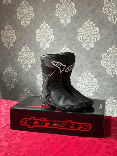bota alpinestars