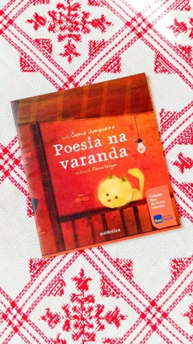 Livro Infantil Poesia na varanda Itaú