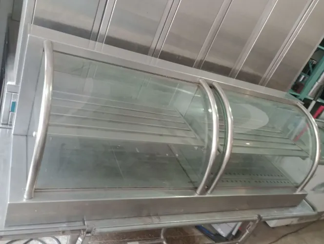 Estufa aquecida o volts dela é 220 comprimento,150x47