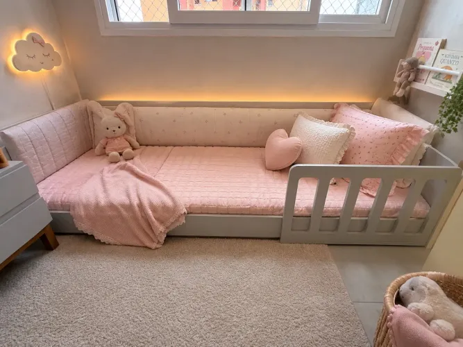 Cama Montessoriana Solteiro em MDF Sob Medida com Grade