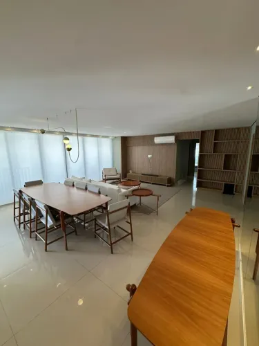 Imóvel para aluguel com 182 metros quadrados com 3 quartos em Setor Marista - Goiânia - GO