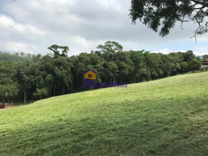 Ibiúna, terreno em condomínio com linda vista