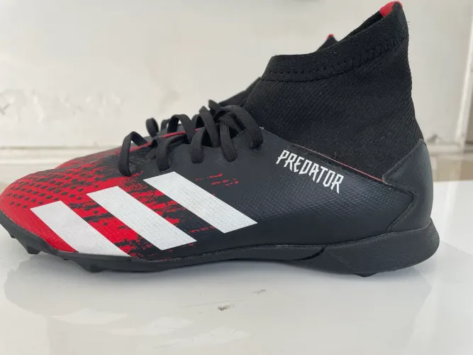 chuteira Adidas Predator 20.3 TF Nova!