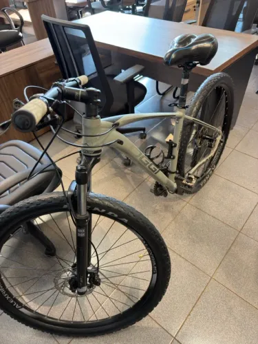Bicicleta oggi 7.2 aro 29 tam 17