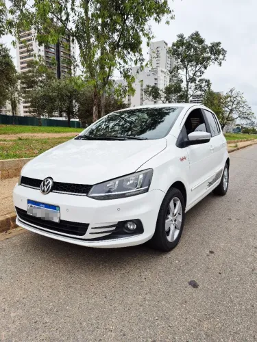 Volkswagen Fox Rock IN RIO 1.6 MI Total Flex 8V 5P 2016