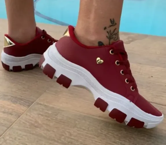 tenis vermelho