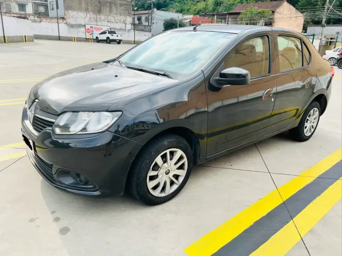 Renault Logan Expression Hi-flex 1.6 8V 4P 2014
