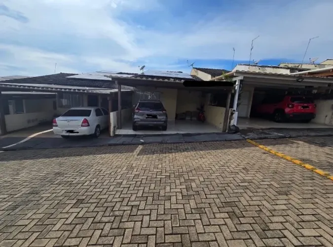 PORTO BELO ll Casa em Condomínio com 3 Quartos e 2 banheiros à Venda no Jd. Novo Mundo