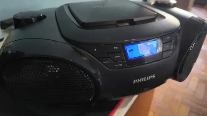 RADIO PORTÁTIL*PHILIPS* CD/USB/RÁDIO