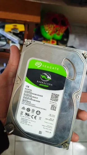 Vendo HD 1TB terabyte com defeito