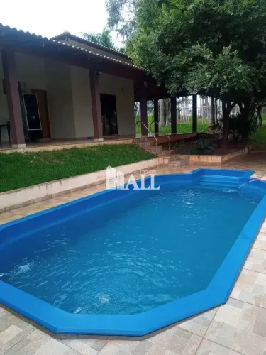 Chácara com galpão e represas, Bálsamo