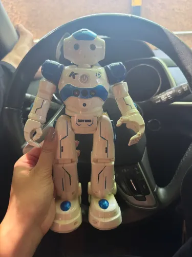 Robô brinquedo