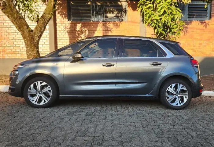 Citroen C4 Picasso Intensive 1.6 Turbo 16V Aut. 2016