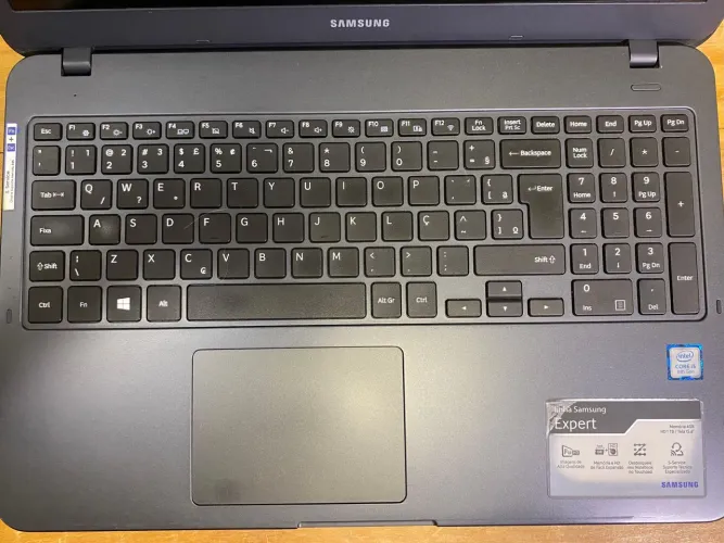 Notebook Samsung | Intel i5 | Quad-core | 15.6" Full HD LED.
