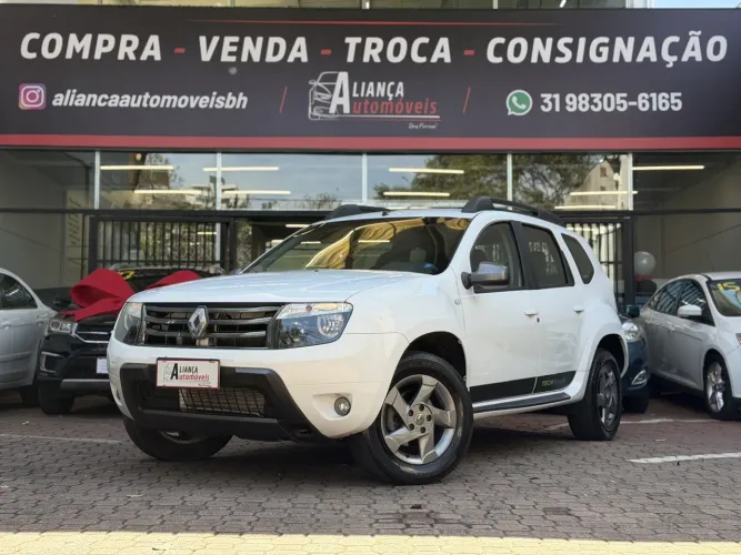 Renault Duster Dynamique 2.0 Hi-flex 16V Aut. 2015