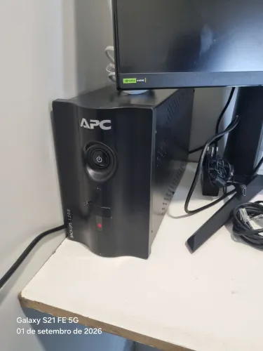 No-break APC Bivolt 1200v<br><br>1200va <br><br>BIVOLT
