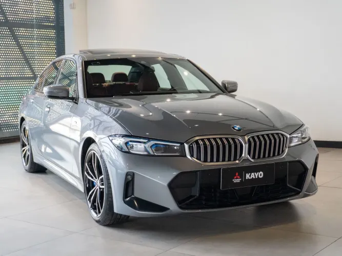 BMW 320I A 2.0 TB M Sport Activeflex 16V 4P 2024