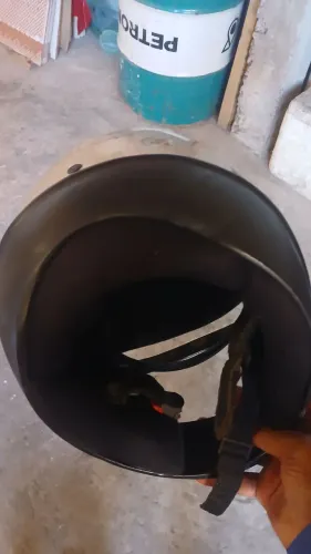 Capacete reformado bom estado