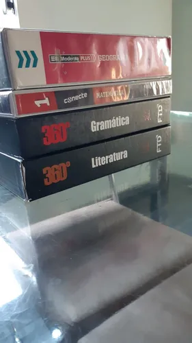 Livros de matematica geografia entre outros