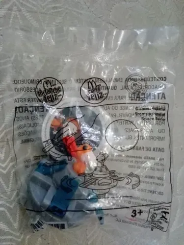 Boneco Snoopy girador espacial MC lanche feliz 2019 McDonald's lacrado no plástico
