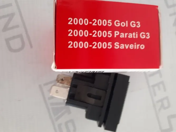 Botão duplo do vidro elétrico. Para: Gol G5/Parati G3/Saveiro. 2000/05. Novo.